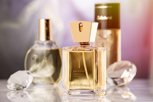 How to ship perfume