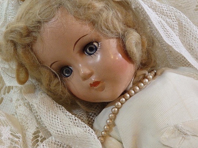 ship antique dolls