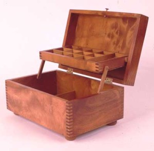 How to Pack and Ship a Wooden Jewelry Box