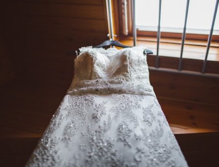 shipping a wedding dress