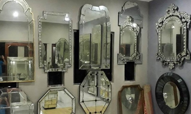shipping venetian mirrors