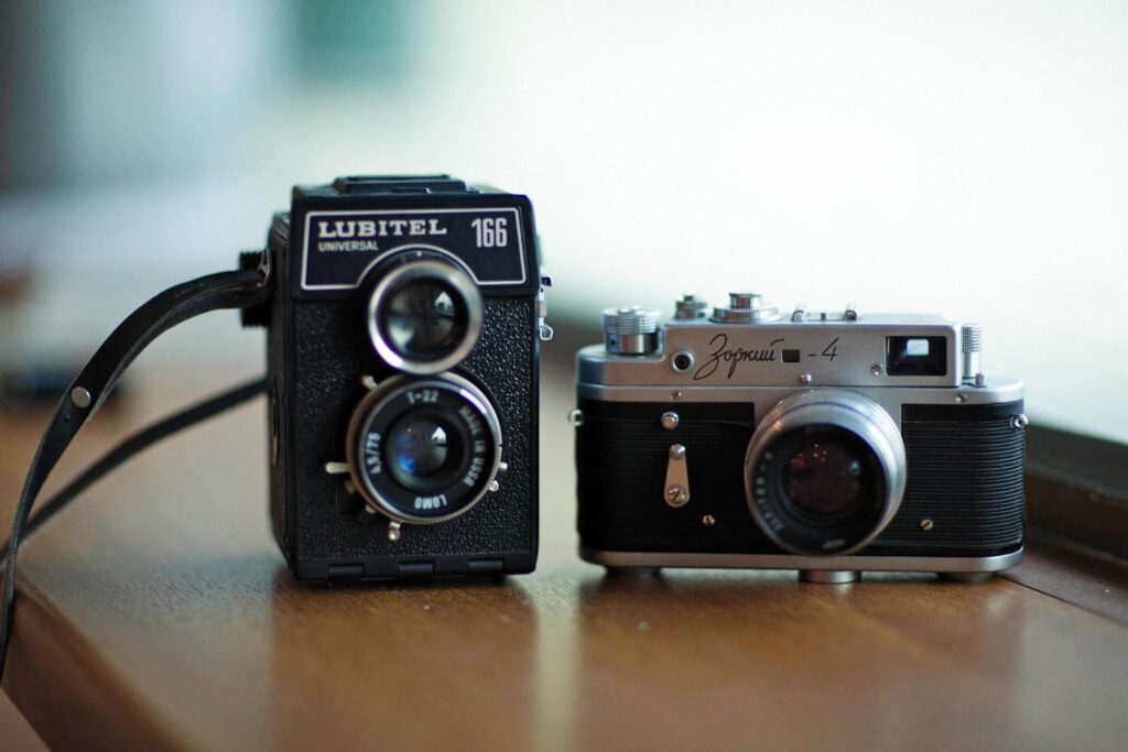 shipping antique cameras